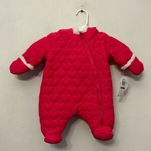 Absorba hot pink white heart pattern hooded snow suit Size 0-3 months New
